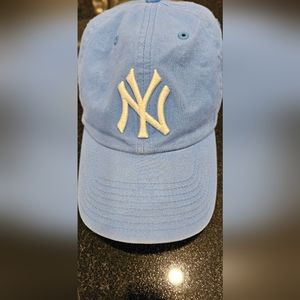 NEW YORK YANKEES `47 Brand Clean Up Adjustable Hat / Cap Powder Blue